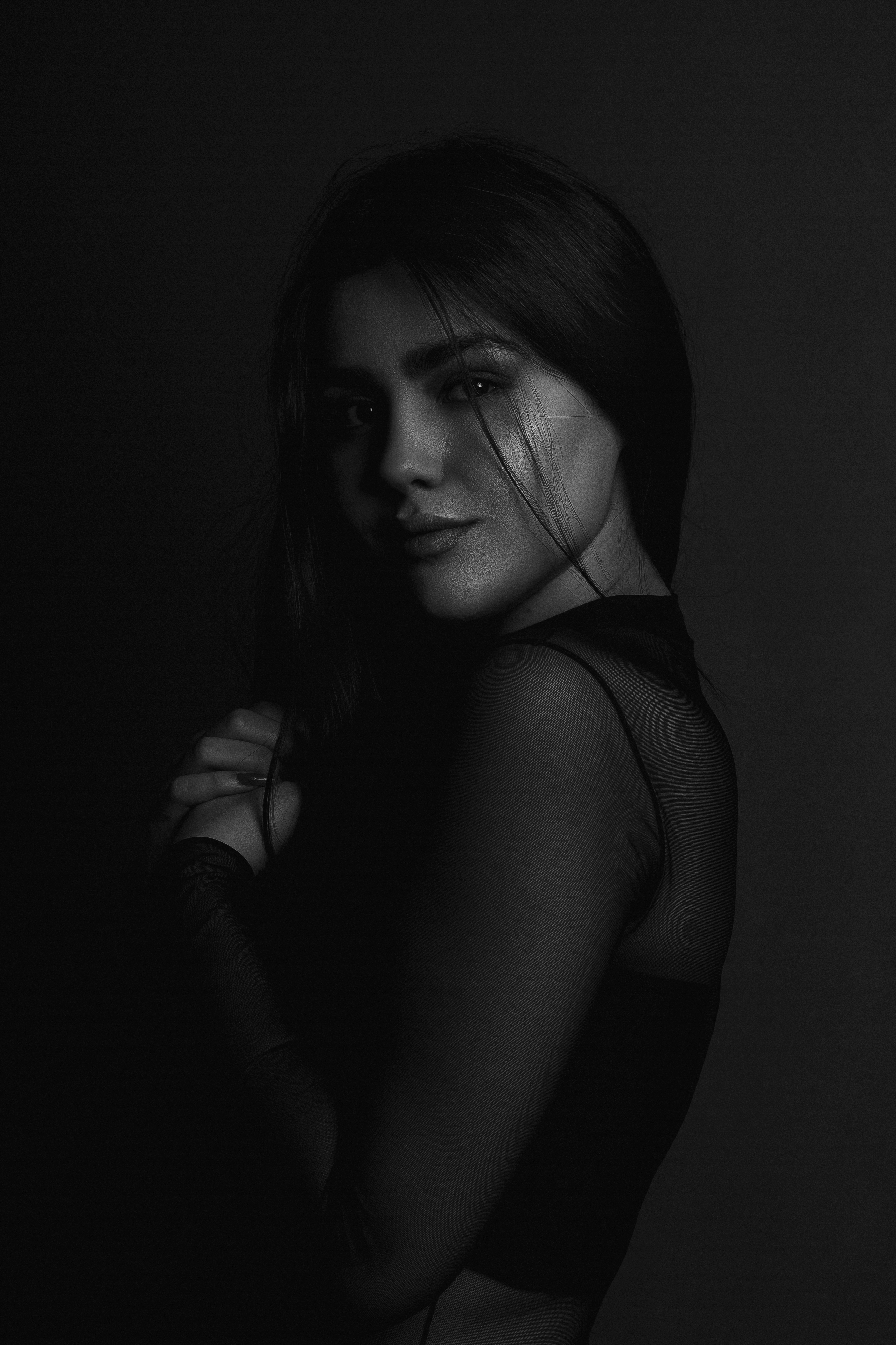 Beautiful girl Wallpaper 4K, Monochrome, Woman