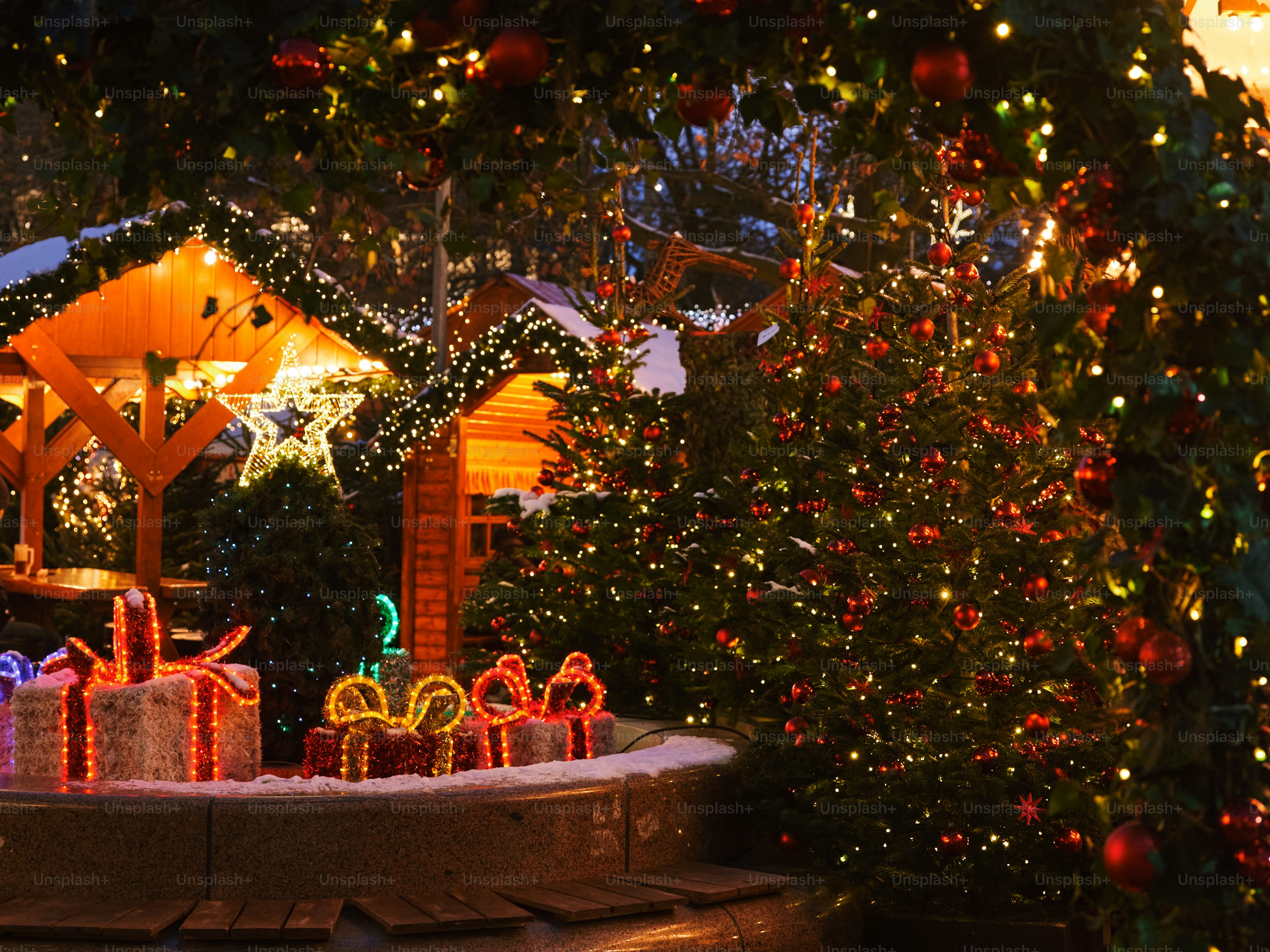 Snow Christmas Picture. Download Free Image