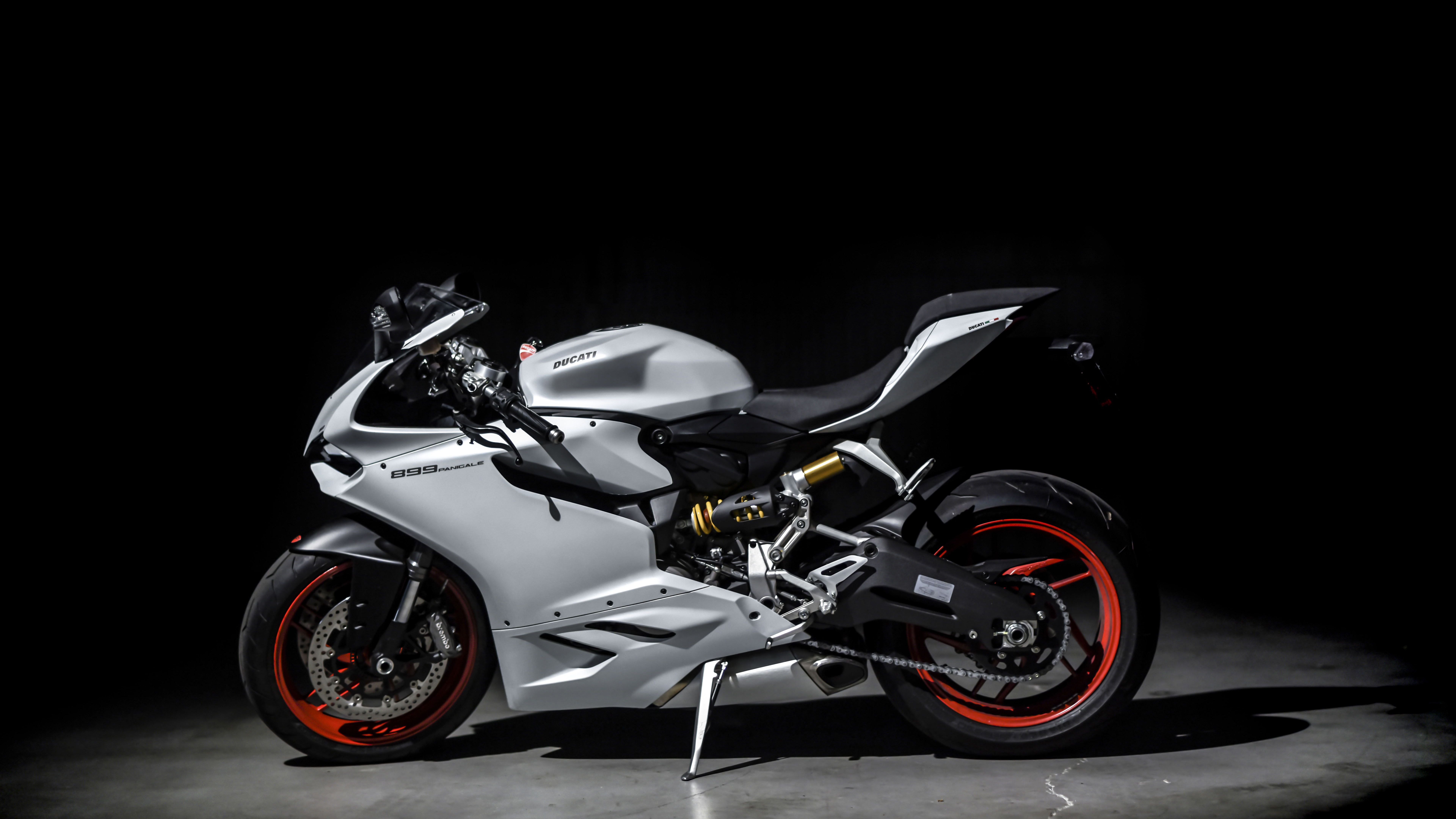 White Ducati 899 Panigale Motorcycle 4K 8K HD Bike Wallpaper