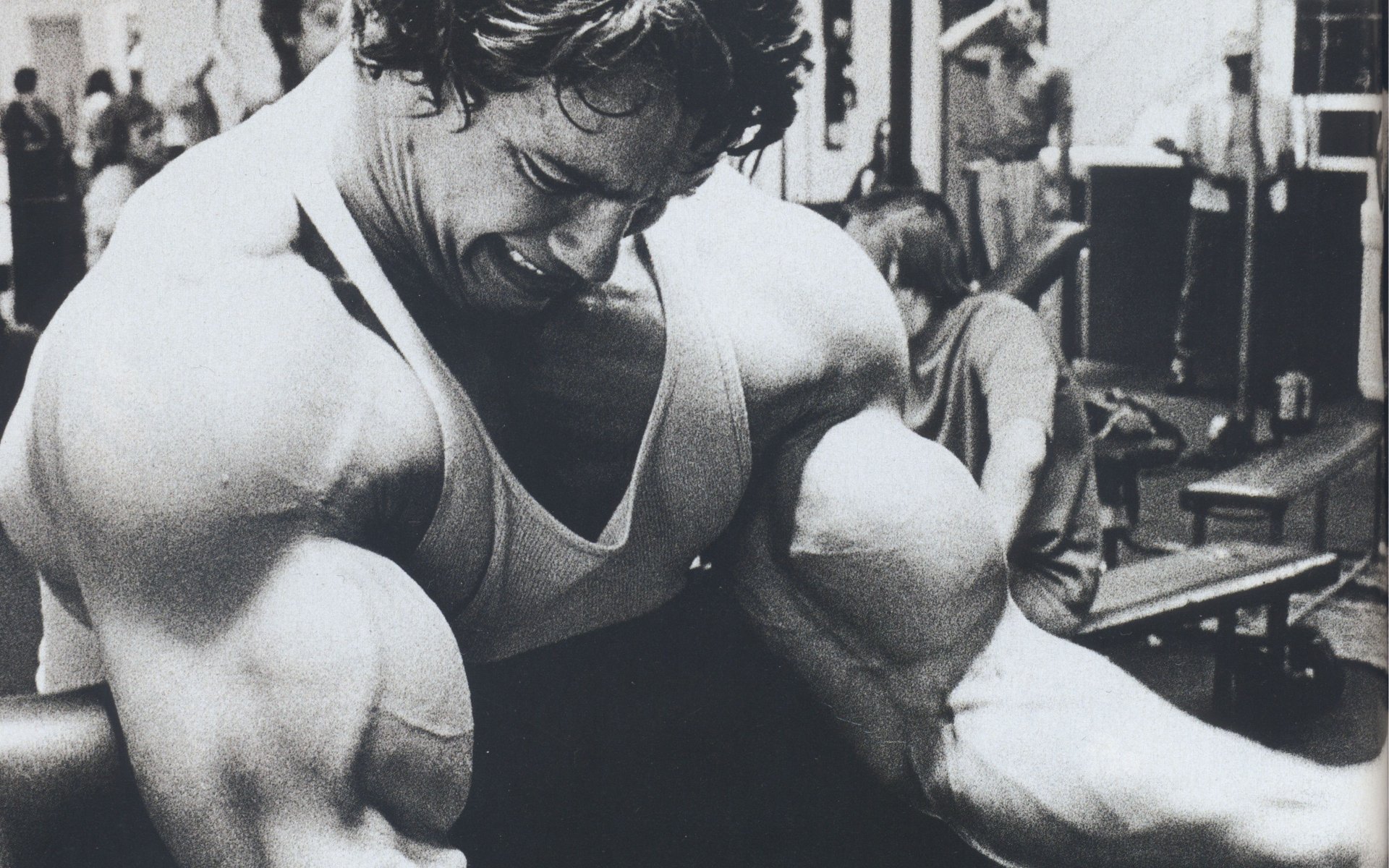 Arnold Schwarzenegger Iconic Workout 4K Ultra HD Wallpaper