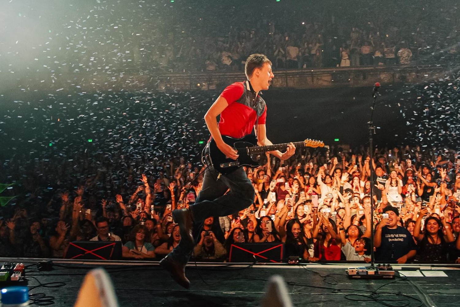 Malcolm Todd Brings Heart, Charm, & Carefree Spirit to Hometown Show at The Wiltern