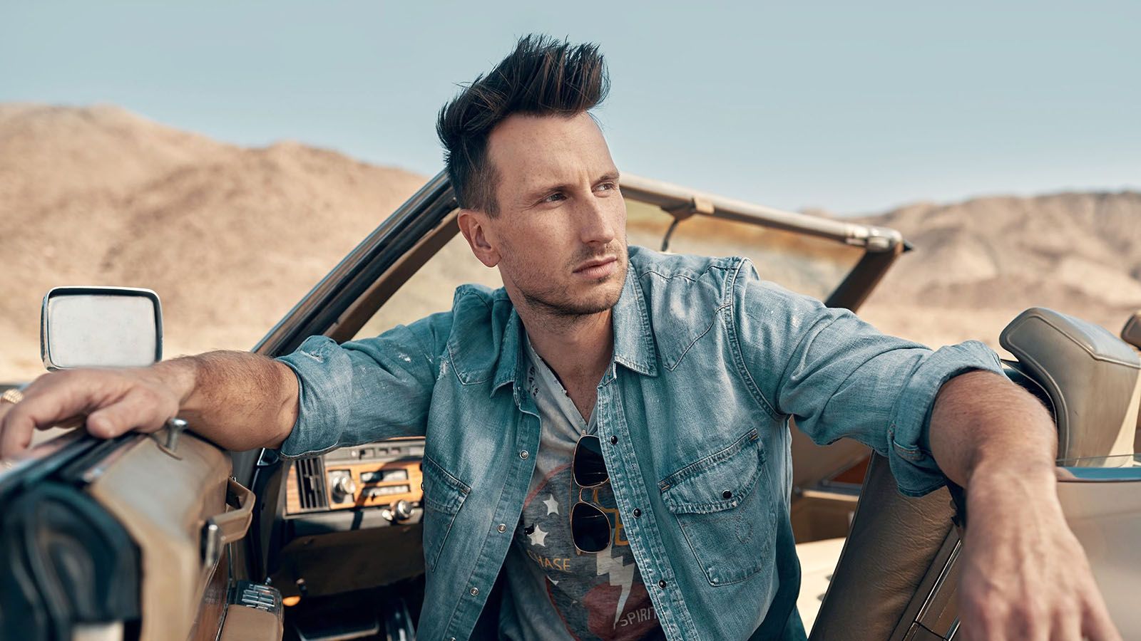 Russell Dickerson crosses musical genres