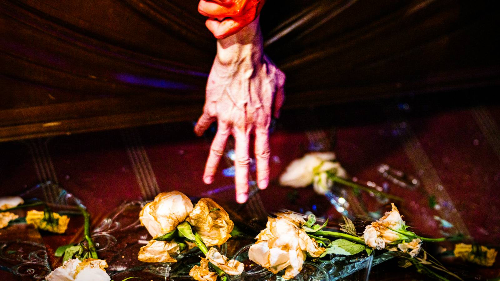 New Image From Bi Gan's Sci Fi Detective Feature Resurrection