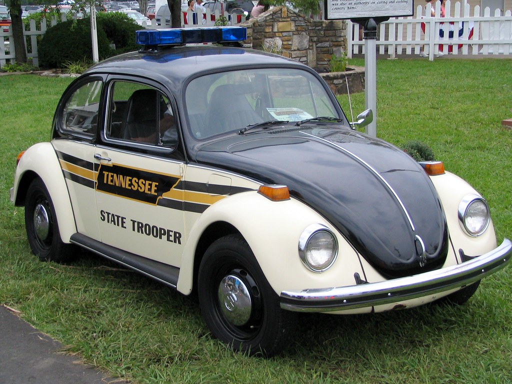 Tennessee State Trooper VW Bug. beep beep beep beep his hor