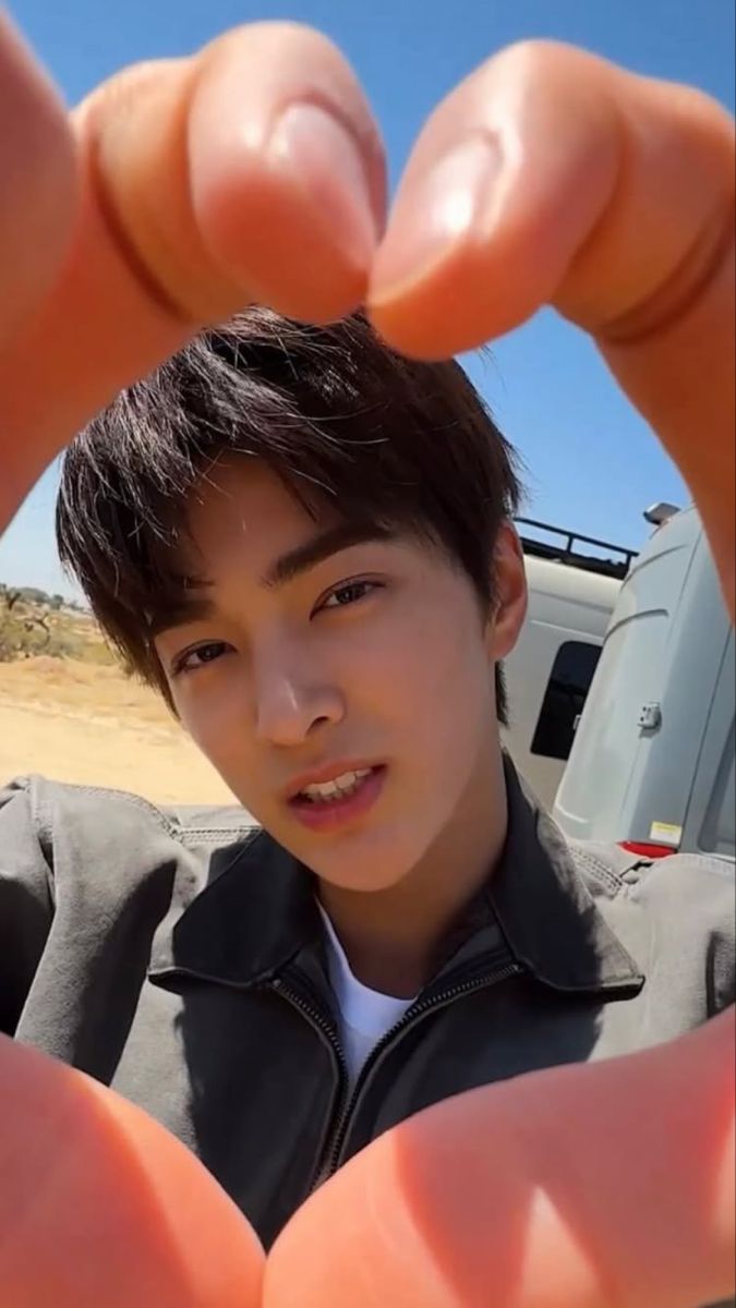 ide Keon ho di 2025. pria tampan, gambar pacar, foto kekasih