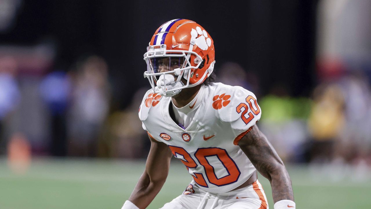 Best Photo of Nate Wiggins