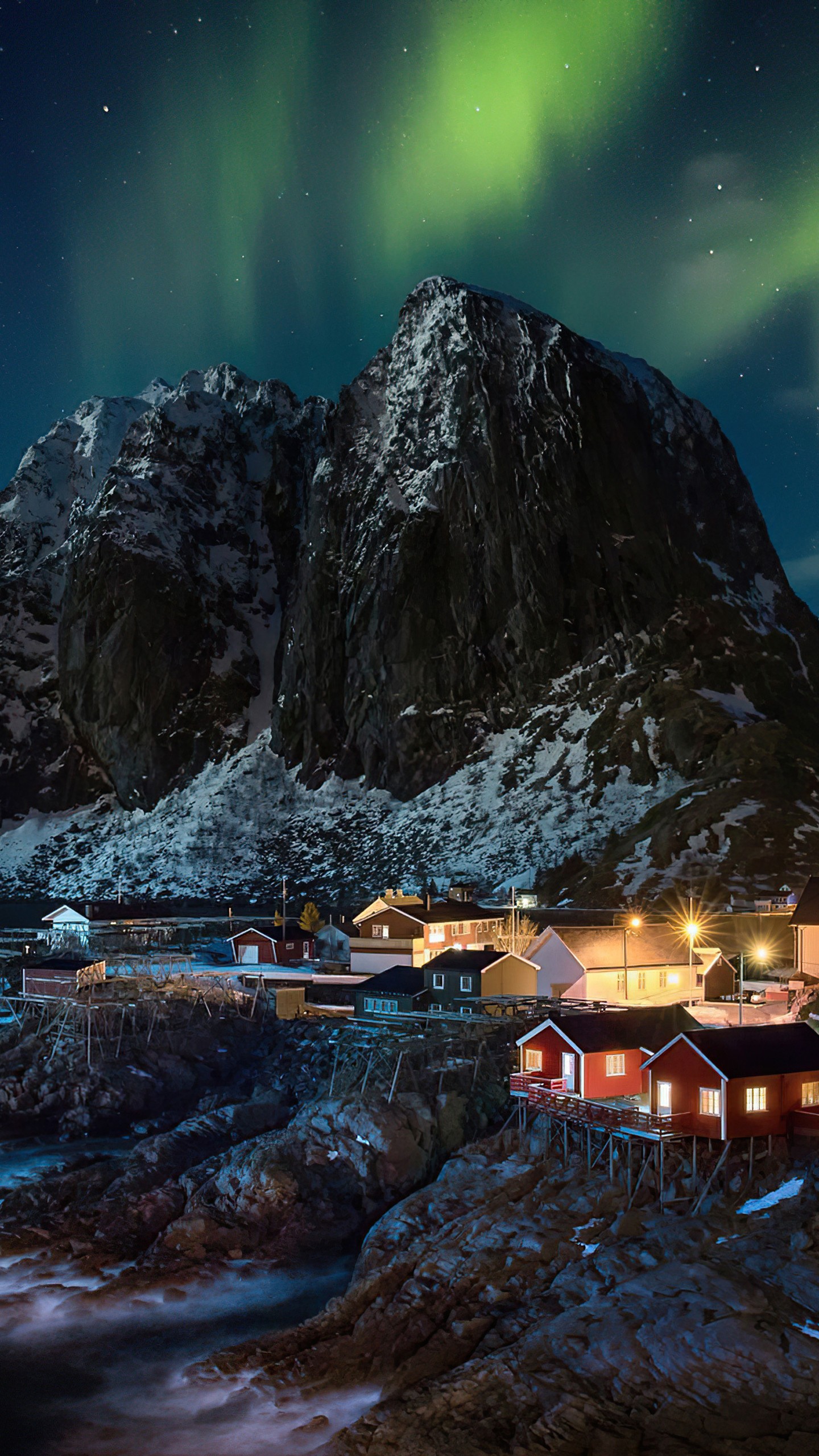 Aurora Northern Lights Lofoten Norway Village 4K HD Nature Wallpaper