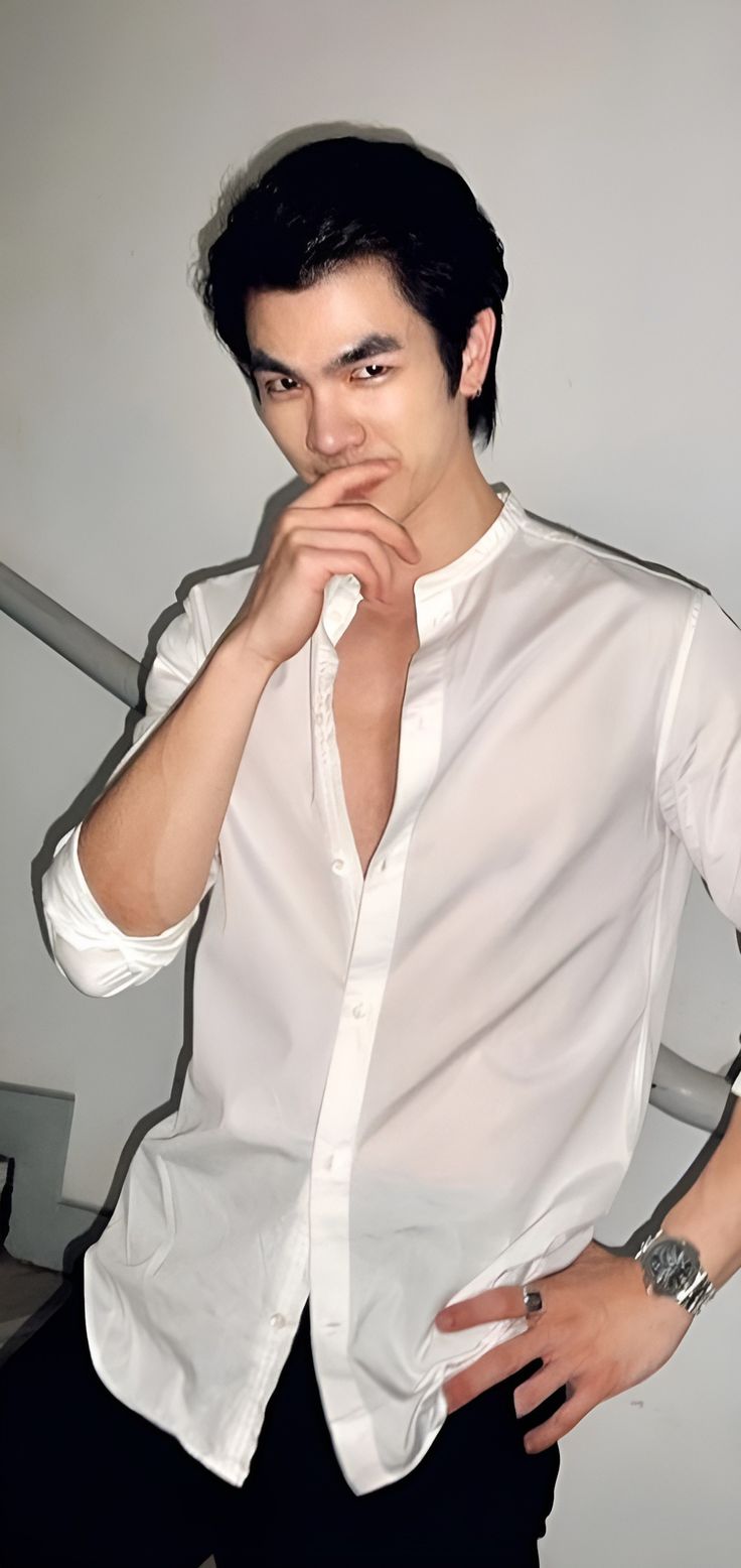 Mile Phakphum Romsaithong