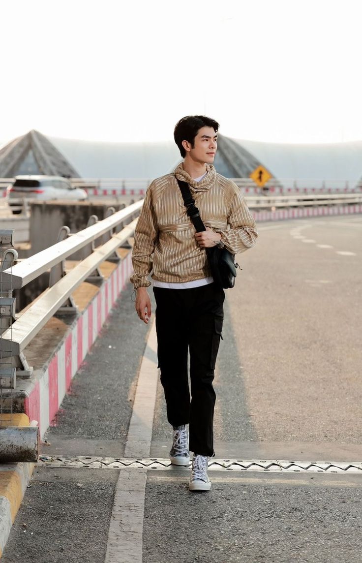 Mile Phakphum Romsaithong