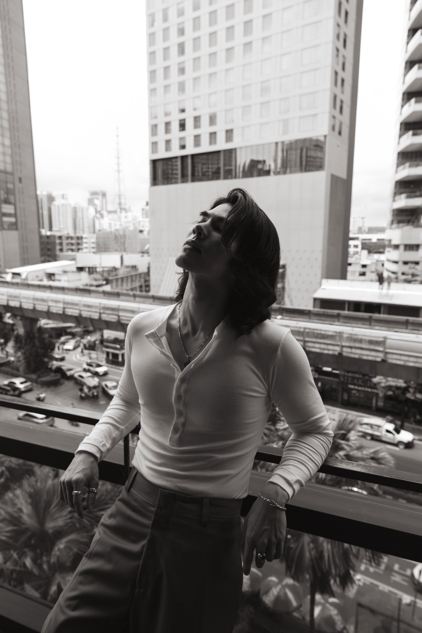 New Photo Phakphum Romsaithong