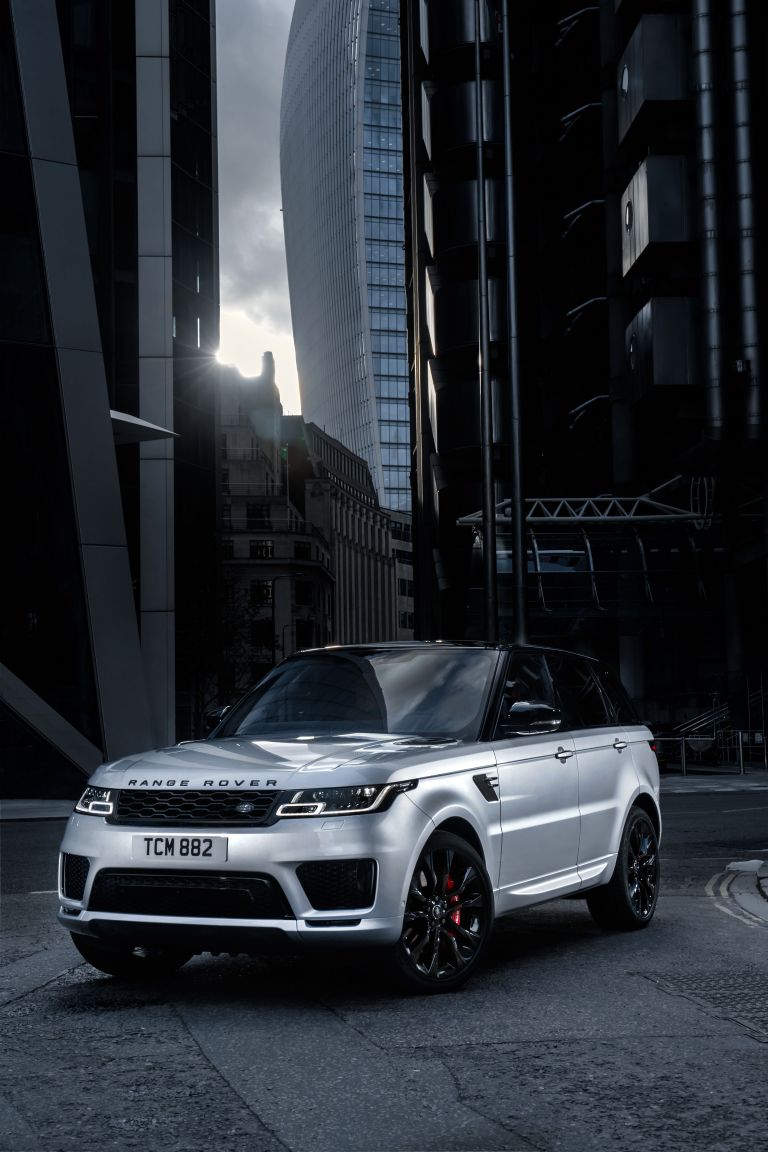 Land Rover Range Rover Sport HST quality free high resolution car image, picture and photo