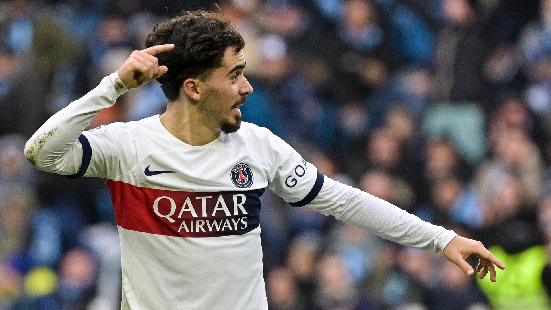 Watch Vitinha Score an Amazing Goal from Distance for PSG vs. Le Havre