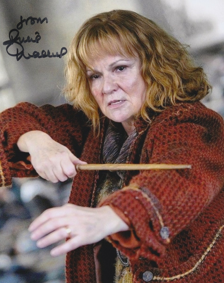 Julie Walters signed Mrs Weasley Harry Potter 8x10 photo