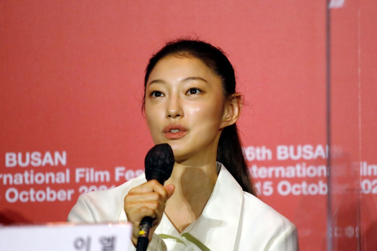 Who is actress Lee El as she defends late actress Kim Sae Ron?