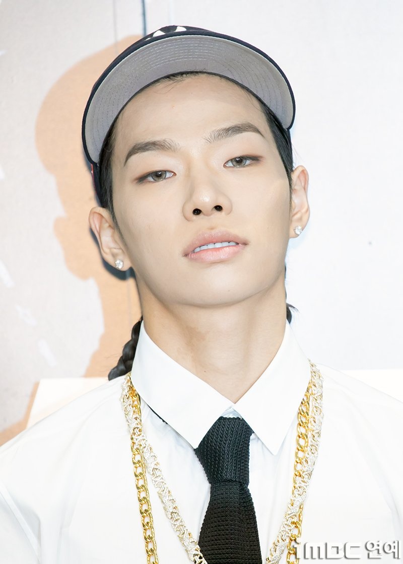 ALLDAY PROJECT TARZZAN At Debut Commemorative Pop Up Photo Call