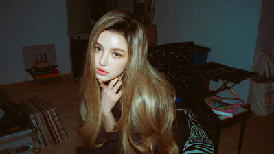 Danielle NewJeans How Sweet 4K Wallpaper iPhone HD Phone a