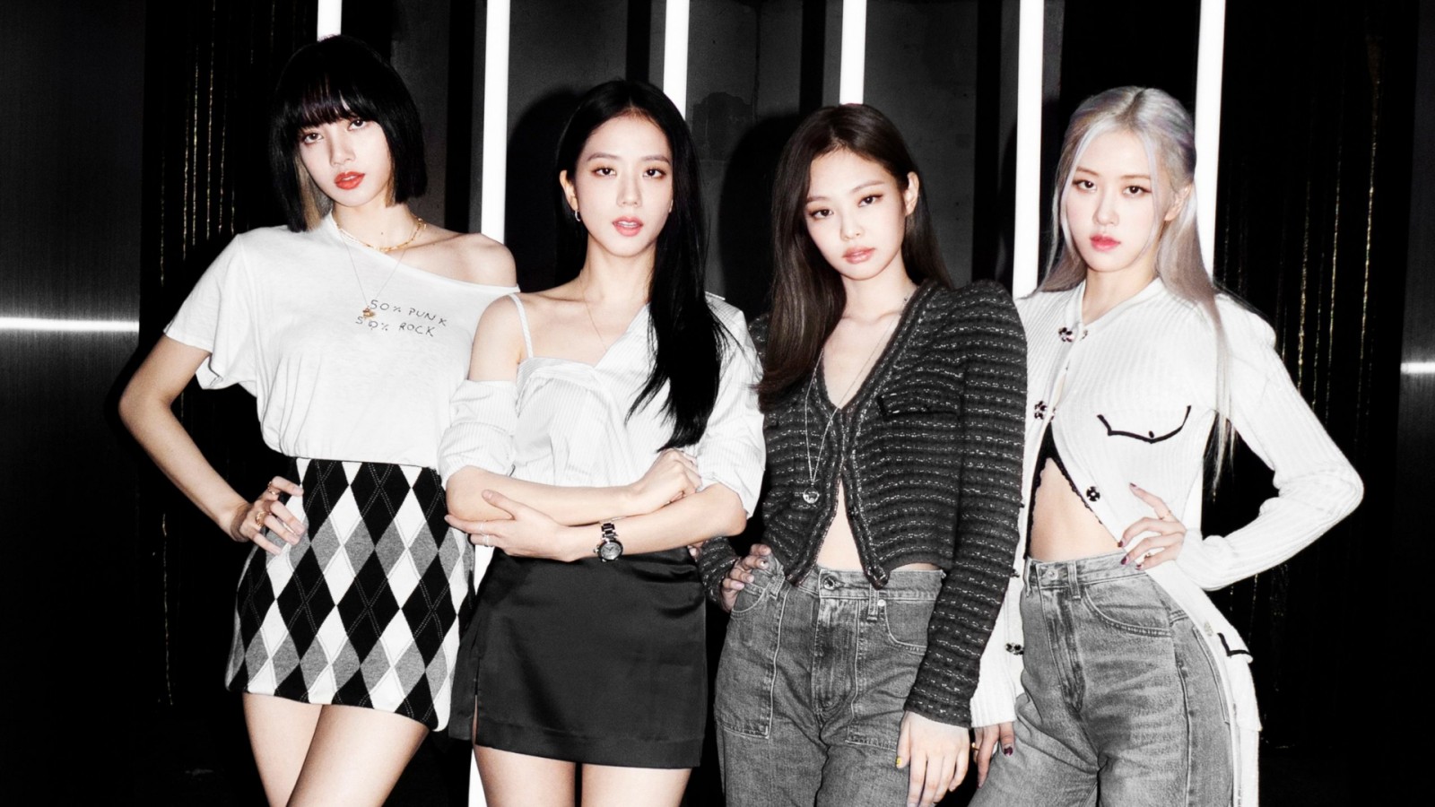 Jennie Jisoo K Pop Lisa Rose In Black Background HD BlackPink Wallpaper