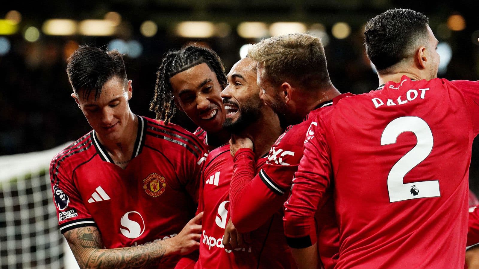 Vodacom Soccer. News. Premier League: Man Utd continue resurgence as Chelsea and Liverpool lose again