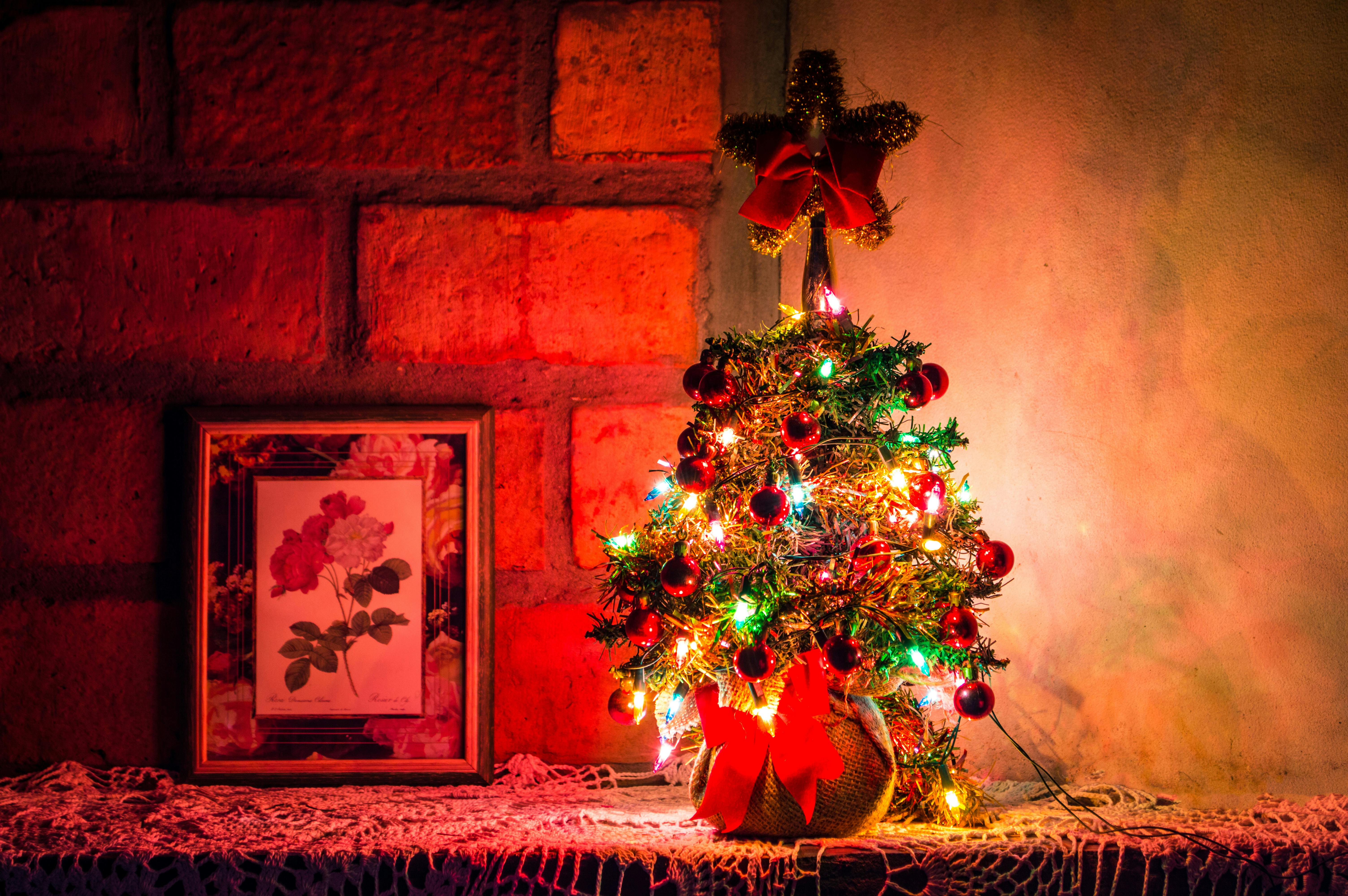 Christmas Tree Wallpaper Photo, Download The BEST Free Christmas Tree Wallpaper & HD Image