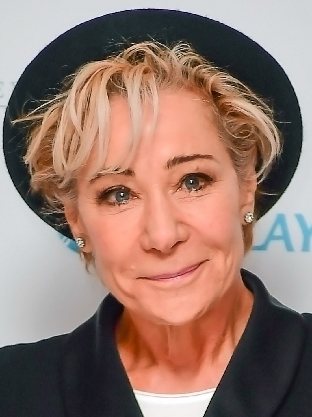 Zoë Wanamaker Picture