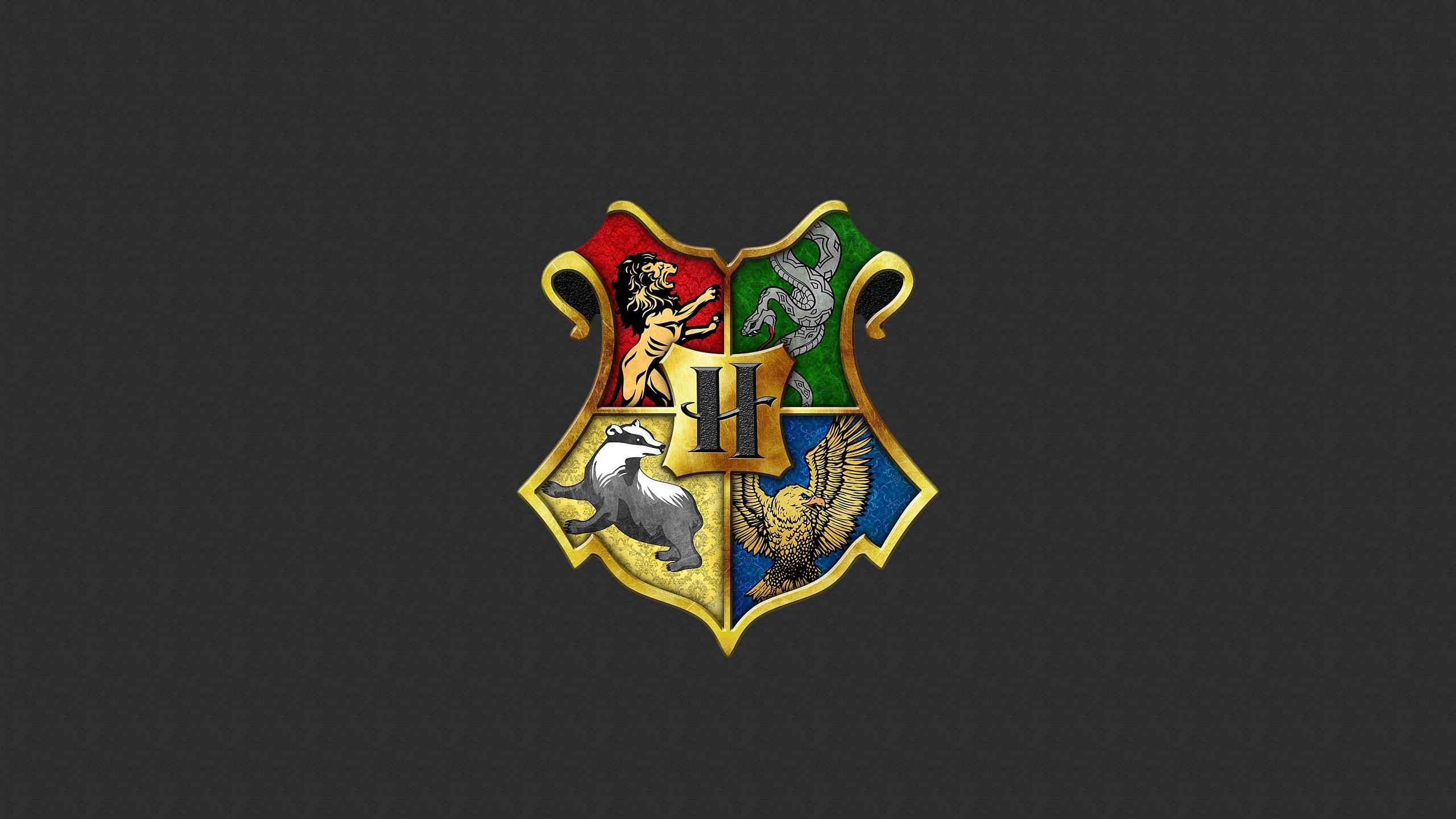 Hogwarts Crest Wallpaper