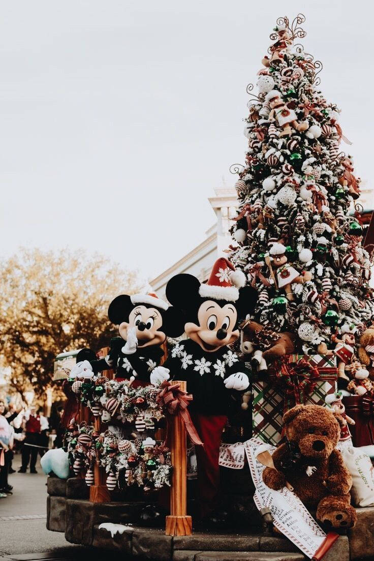Download Disney Christmas iPhone Vintage Mickey&Minnie Mouse Wallpaper