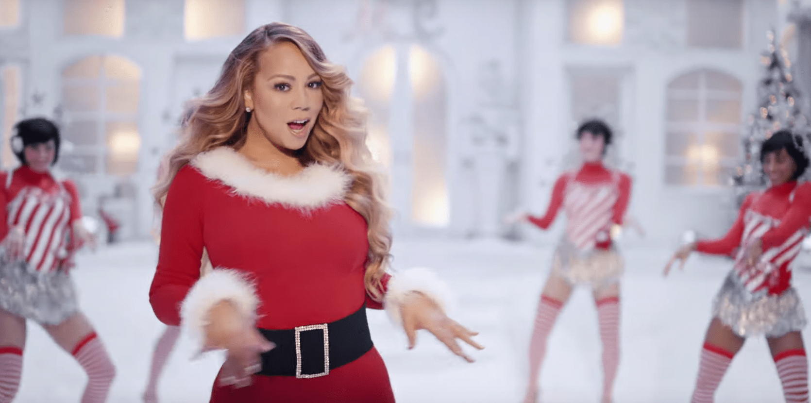 Mariah Carey debuts new video for 'All I Want for Christmas Is You'. CBS47 and KSEE24. News from YourCentralValley.com, Fresno CA
