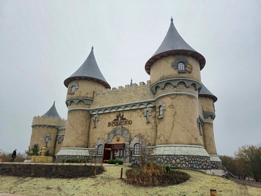 Bommelwereld met kinderen, extra leuk met overnachten bij Marveld op Reis