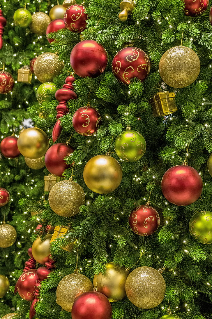 Royalty Free Photo: Green Christmas Tree With Ornaments And Baubles