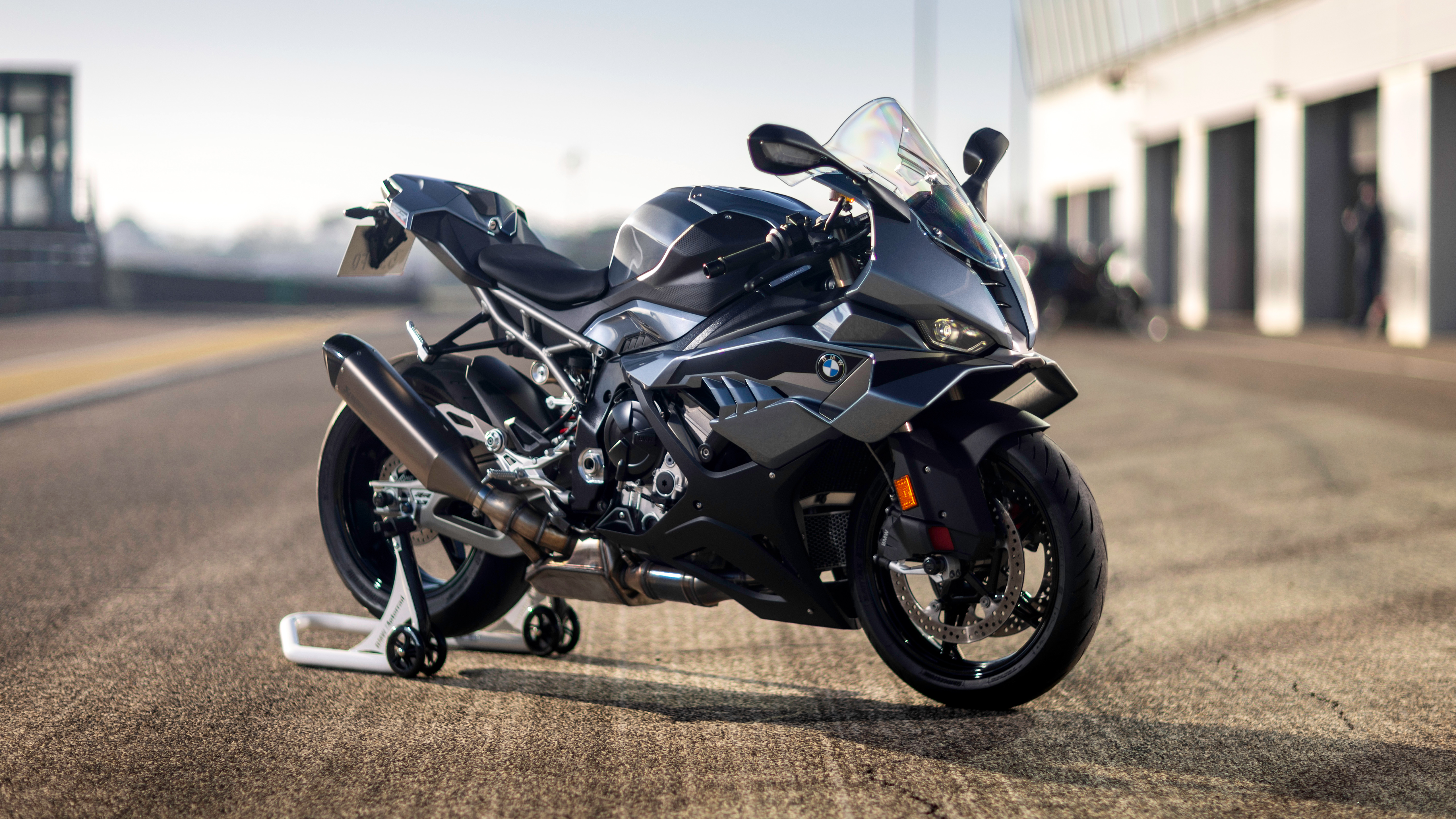 BMW S1000RR Ultra HD Sportbike Wallpaper