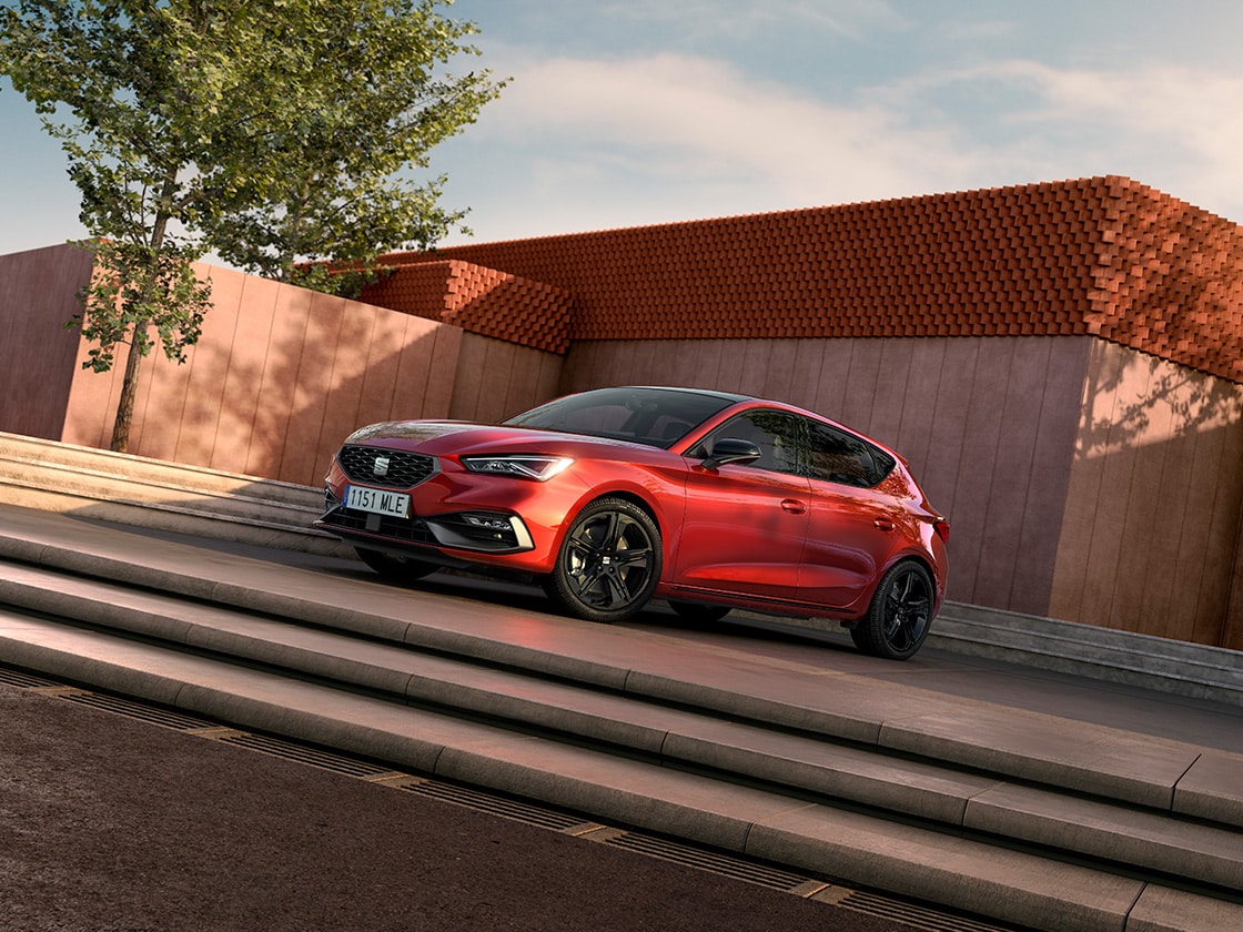 SEAT Leon 2025: The Sporty Compact Car