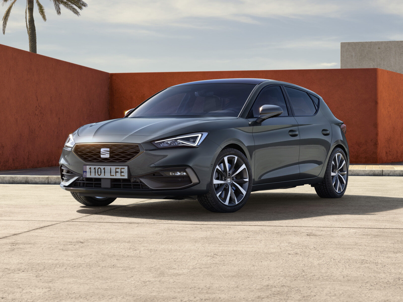 Engine and interior improvements for SEAT Leon. The Car Expert