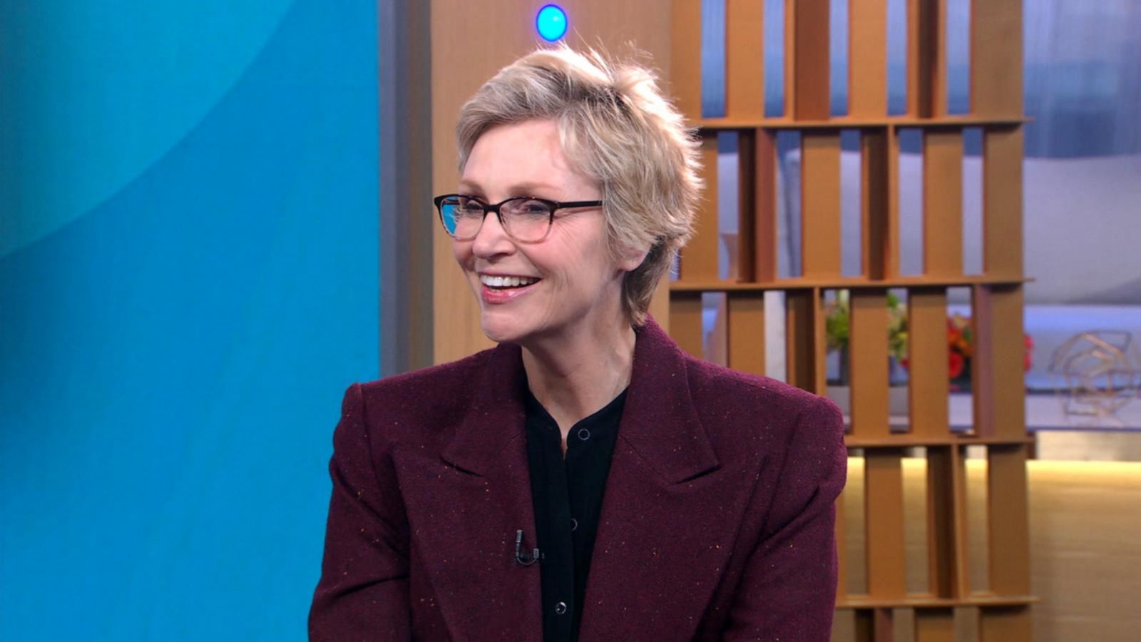 Actress Jane Lynch talks new season of 'Party Down' Morning America