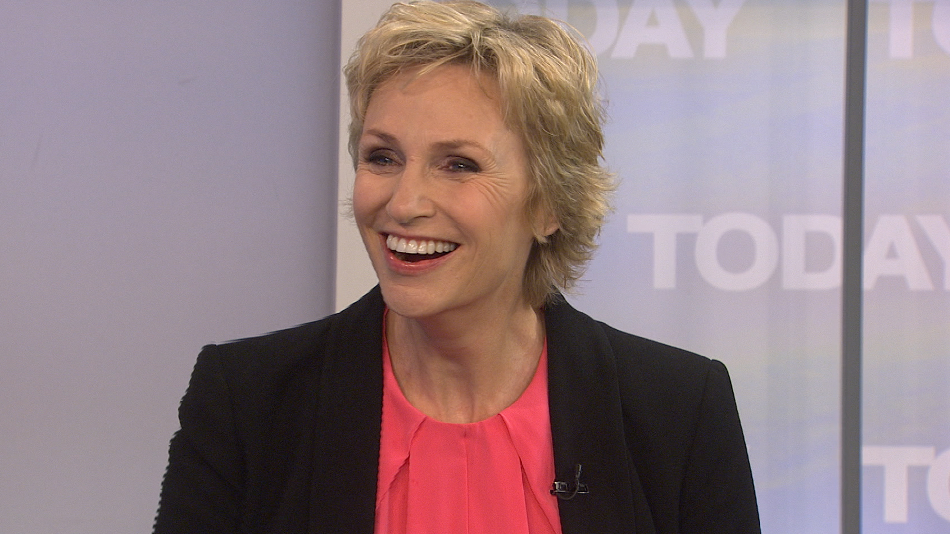 Jane Lynch: ‘Game Night’ will have you ‘shouting’