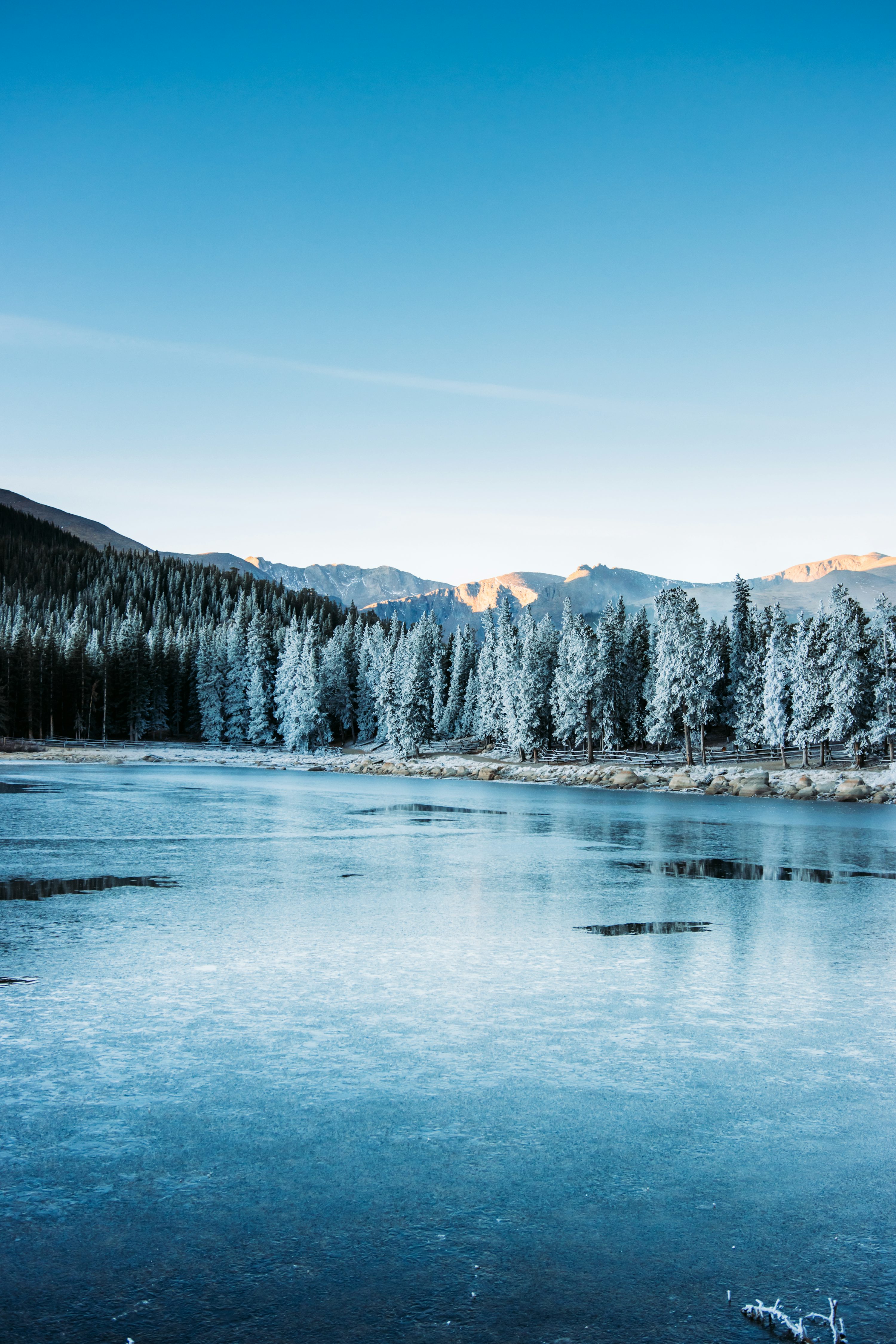 Frozen Lake Picture. Download Free Image