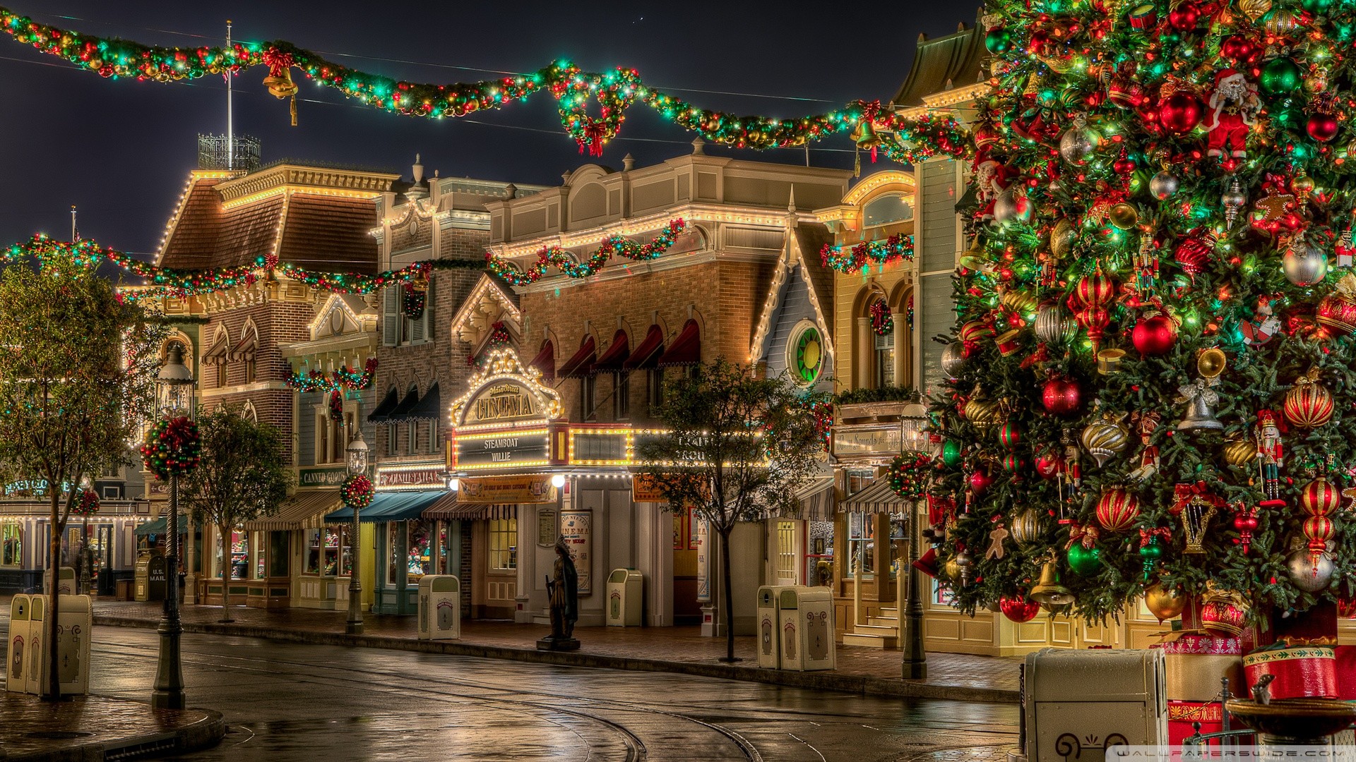 Disney Christmas Wallpaper And