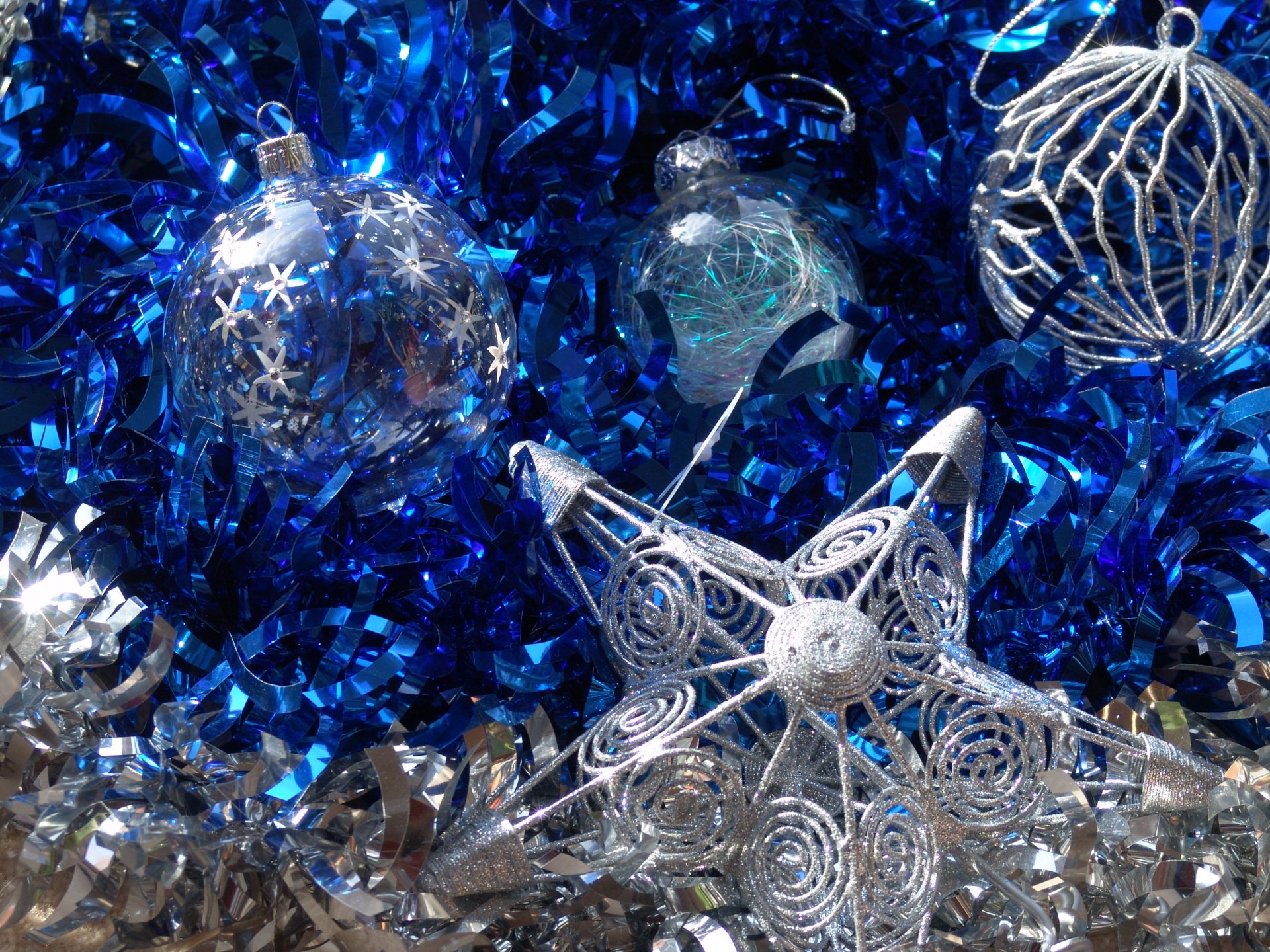 Silver and Blue Christmas Magic HD Wallpaper
