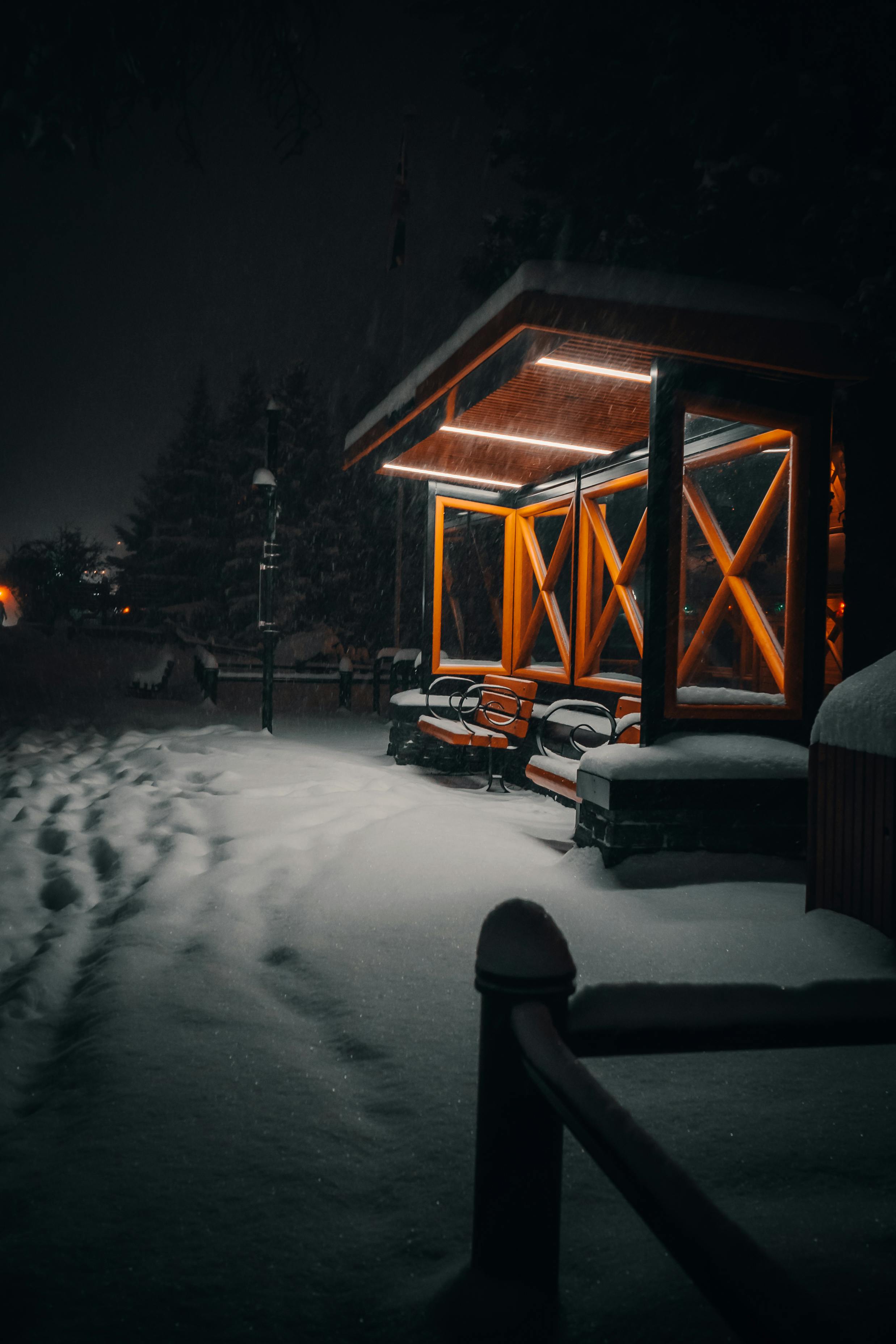 Bus Stop in Snow · Free