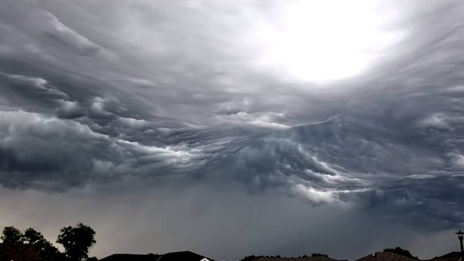 Video: Undulatus asperatus clouds mesmerize in timelapse Washington Post