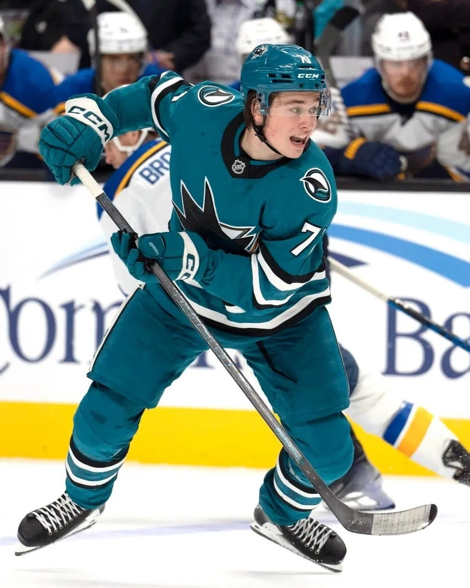 MACKLIN CELEBRINI 8X10 PHOTO HOCKEY SAN JOSE SHARKS PICTURE NHL