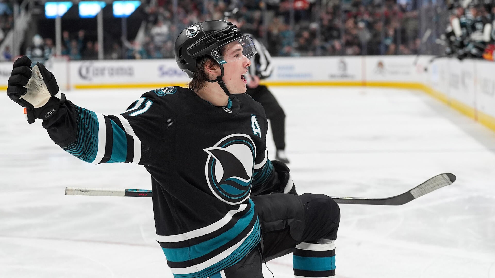 MUST SEE: Macklin Celebrini With A Beautiful Spin O Rama