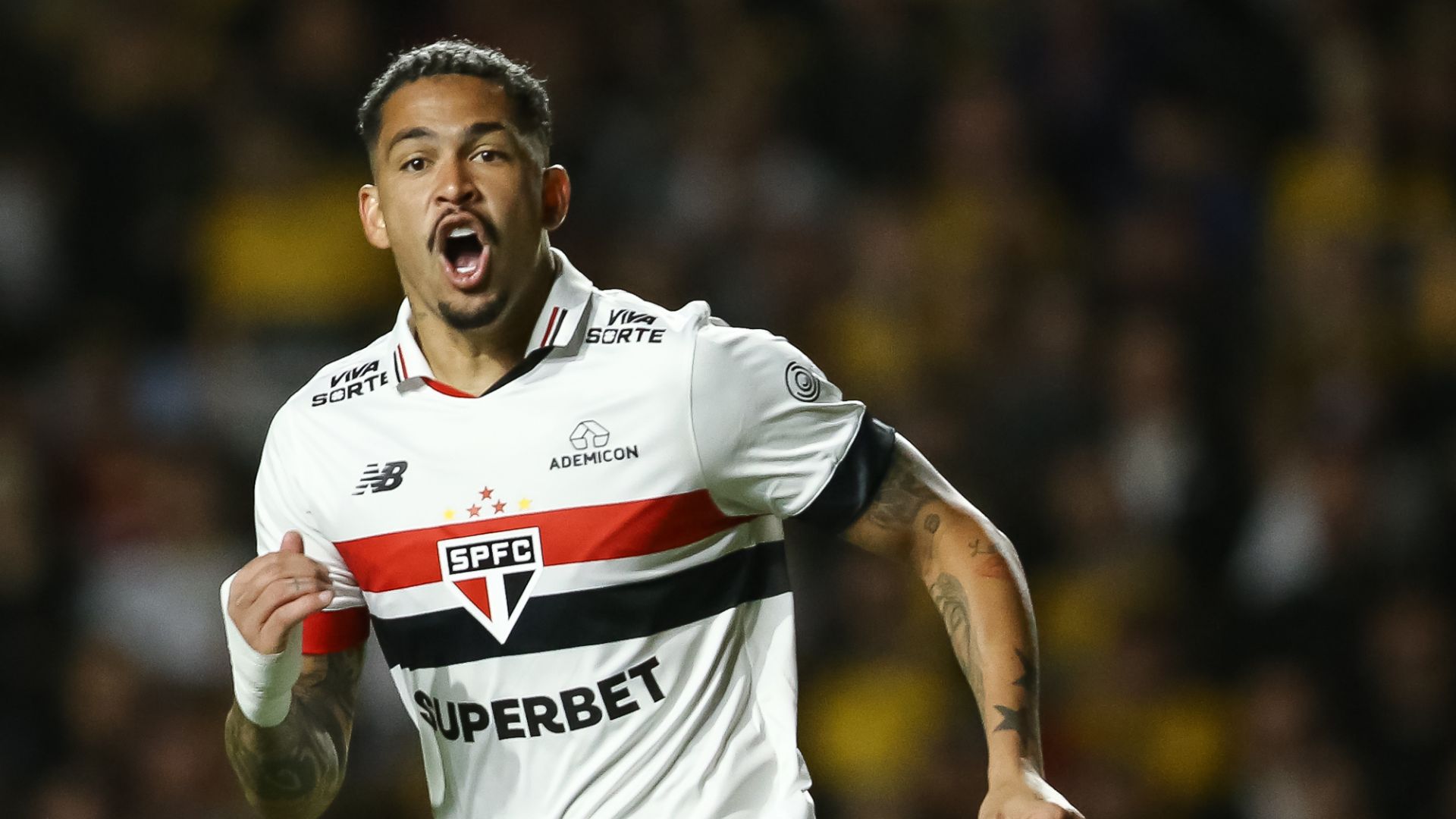 LUCIANO DA ROCHA NEVES: SOCCER NUTSHOT. BRAZIL SERIE A: PRE JOGO. SAO PAULO VS. FLUMINENSE. 27 07 2025
