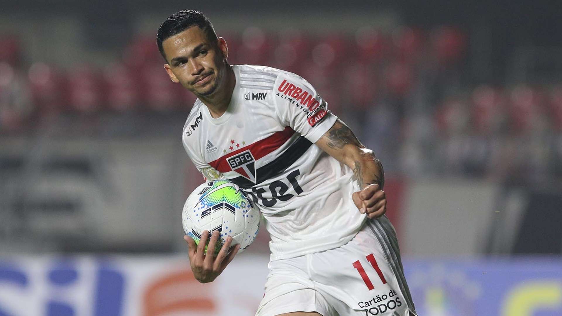 No São Paulo, Luciano é sinônimo de gol e busca seu Brasileiro mais produtivo. Goal.com Brasil