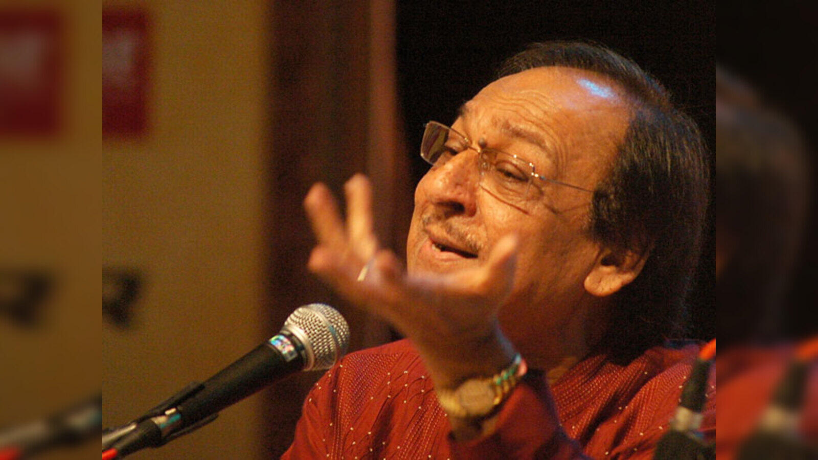 I will keep coming back to India: Ghulam Ali Economic Times
