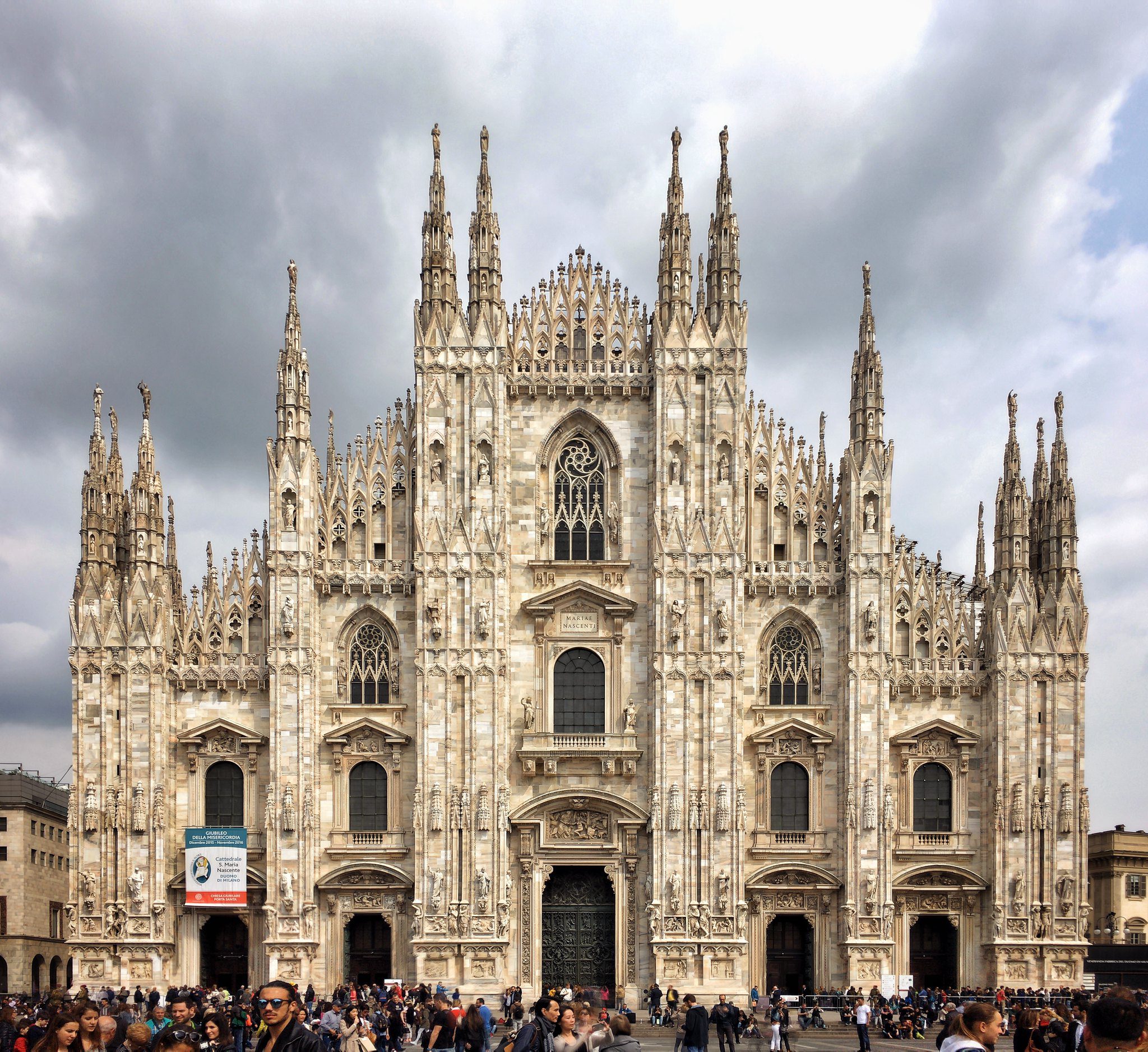 Duomo di Milano. Accidentally Wes Anderson