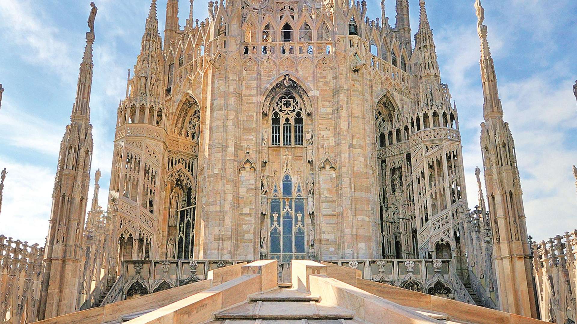 The Workshop that Never Closes Duomo of Milan. 불가리 호텔 밀라노