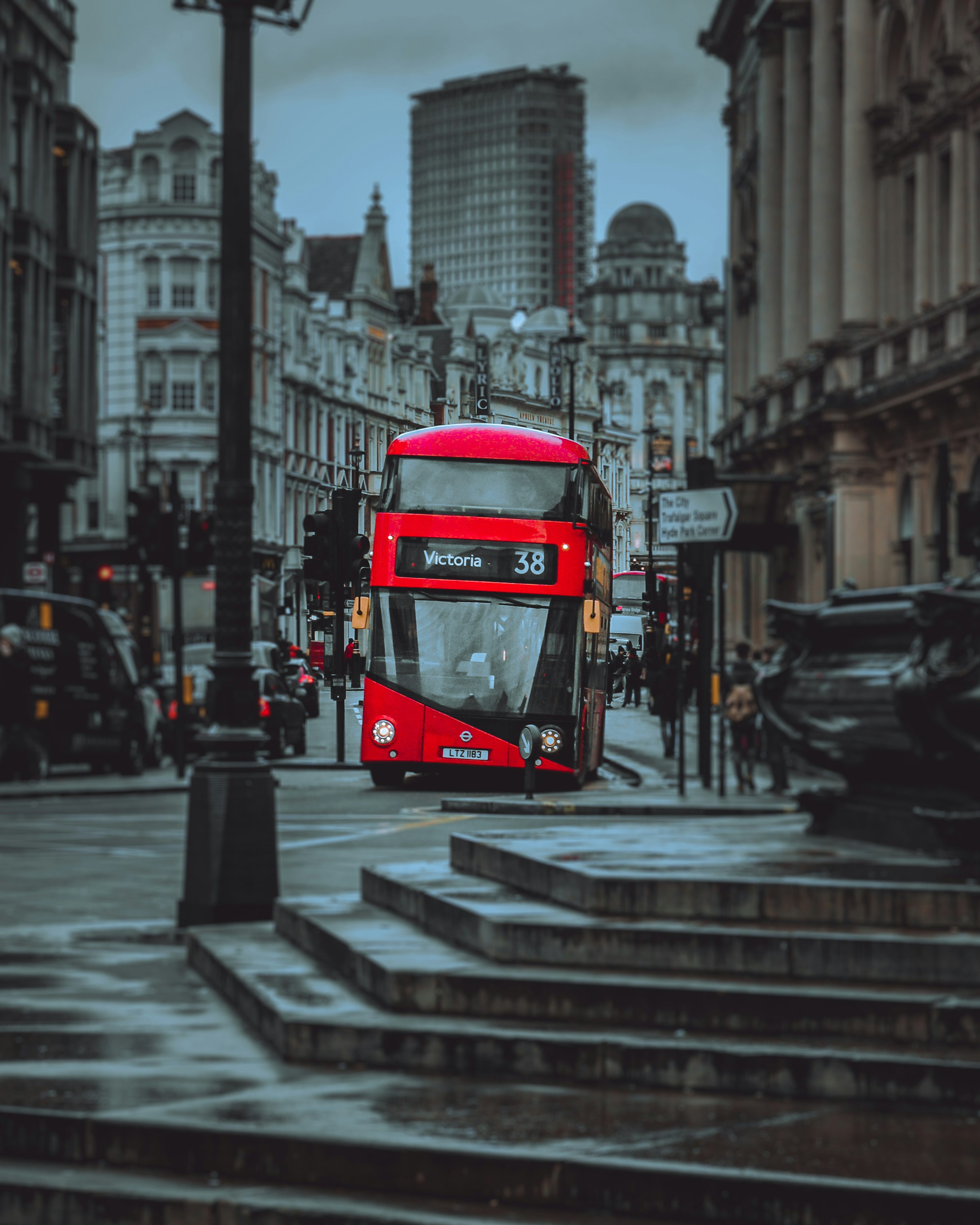London Bus Picture. Download Free Image