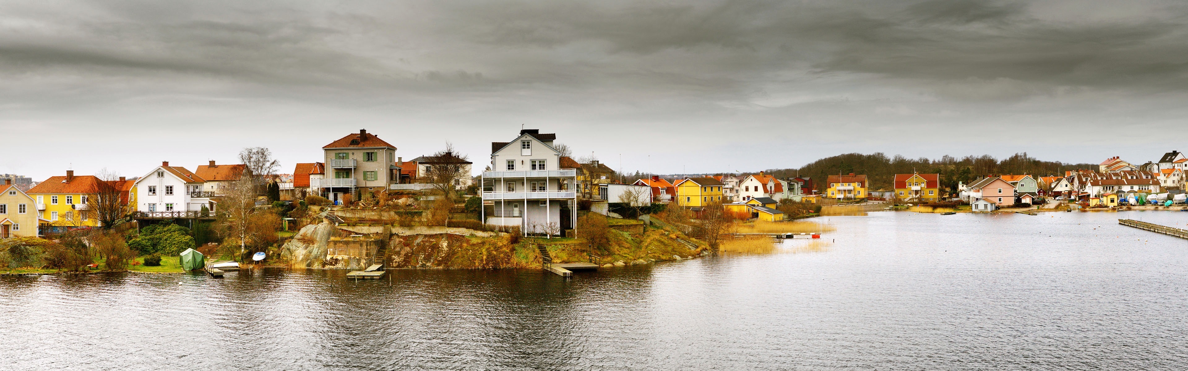 Wallpaper Idyllic houses, archipelago, Pantarholmen, Karlskrona, Sweden 3840x1200 Multi Monitor Panorama Picture, Image