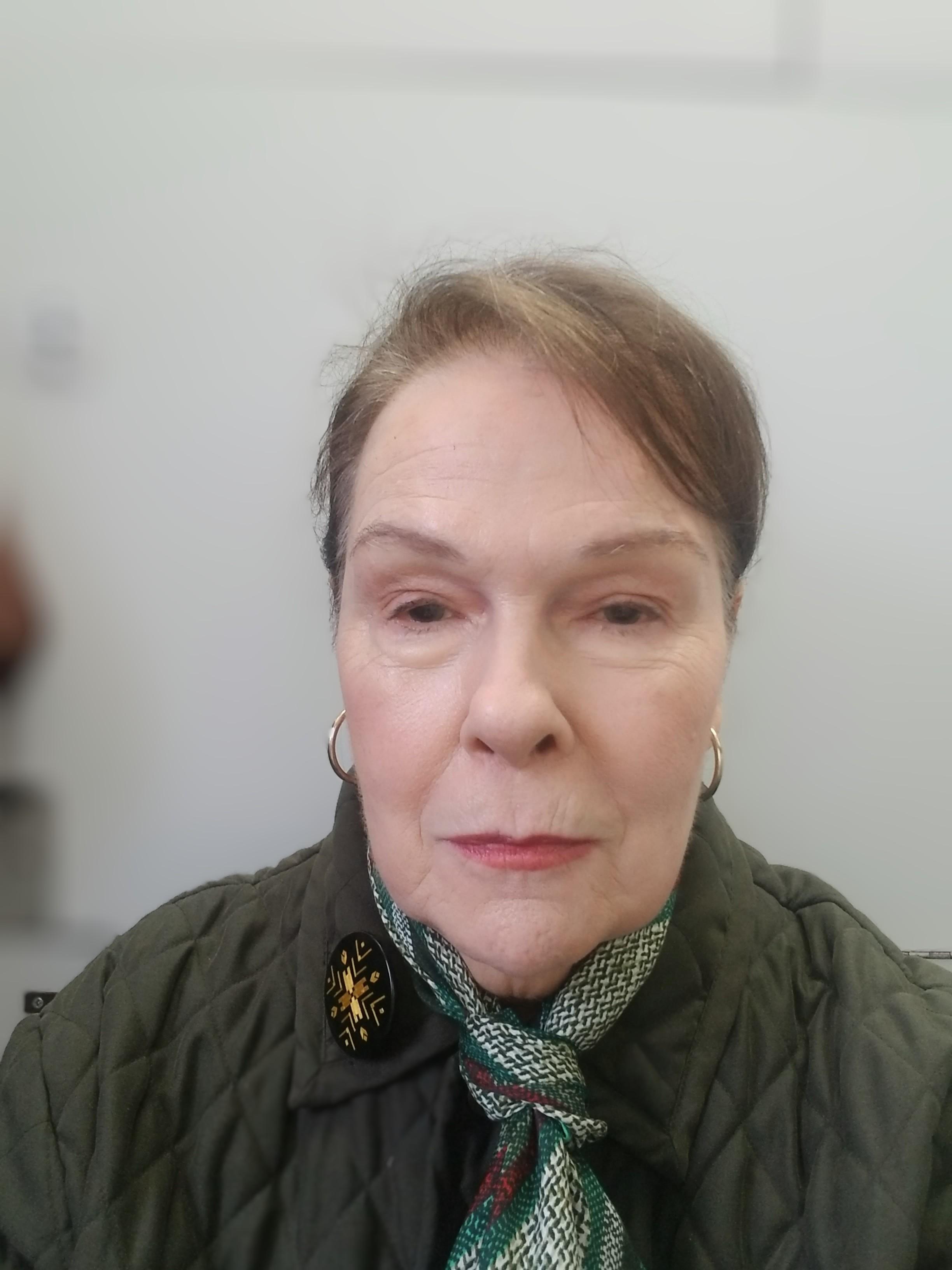 Karen Lynn Gorney Wallpapers - Wallpaper Cave, image size:2448x3264