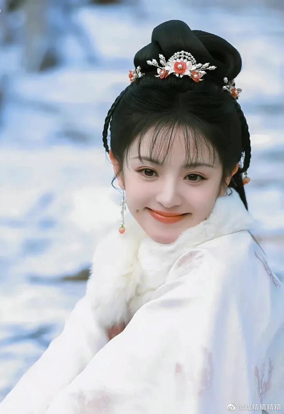 Hot topic in Chinese weibo today: Dylan Wang and Tian Xi Wei to headline new historical drama Dafeng Guardian, produced